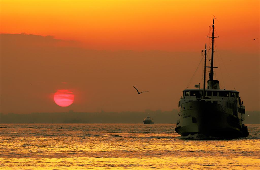 Hurriyet Hotel Estambul Exterior foto