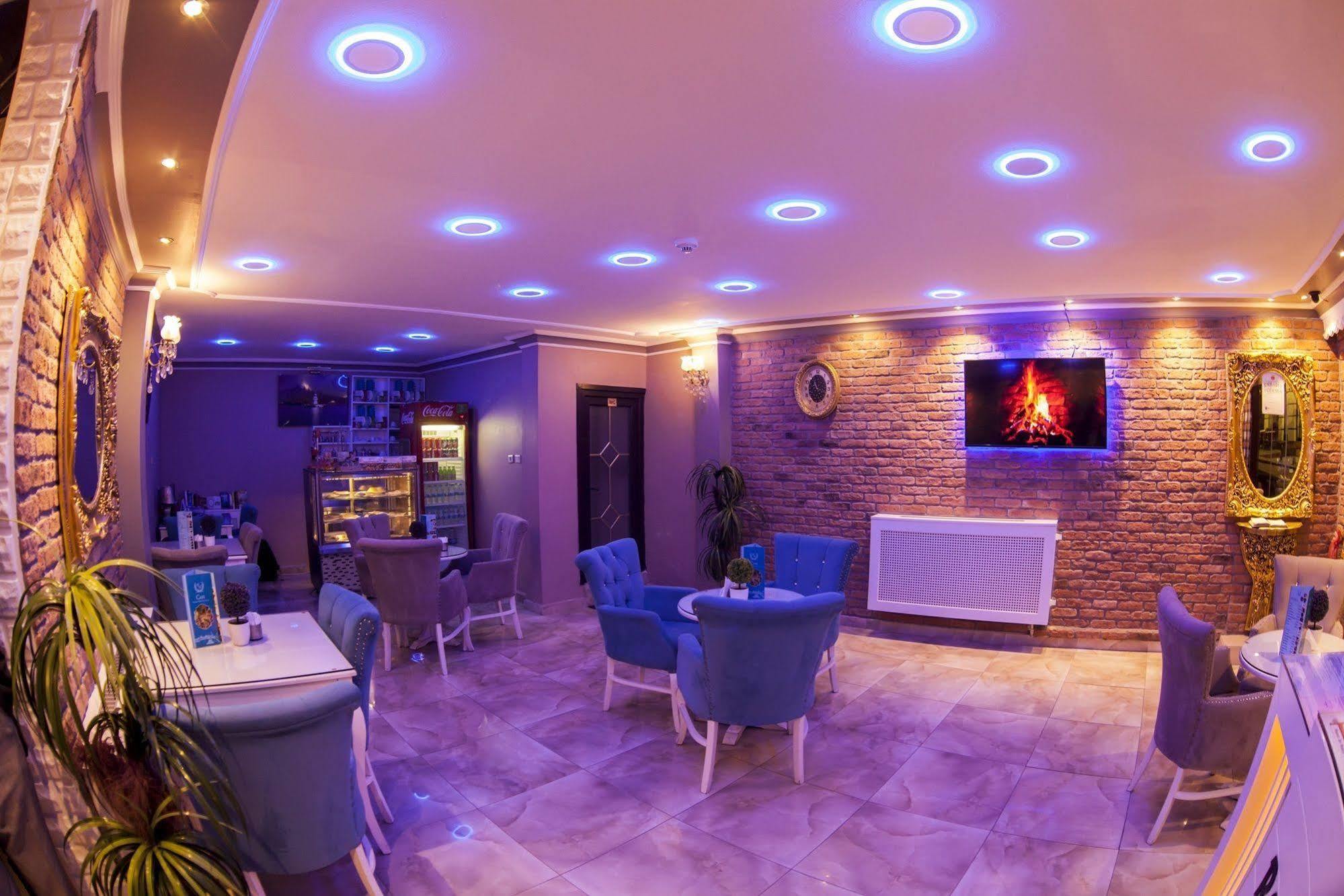 Hurriyet Hotel Estambul Exterior foto
